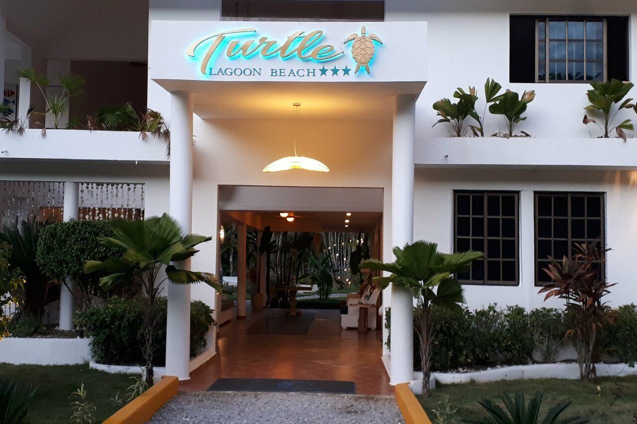 Hotel Bahia Punta Bonita Лас-Терренас Екстер'єр фото