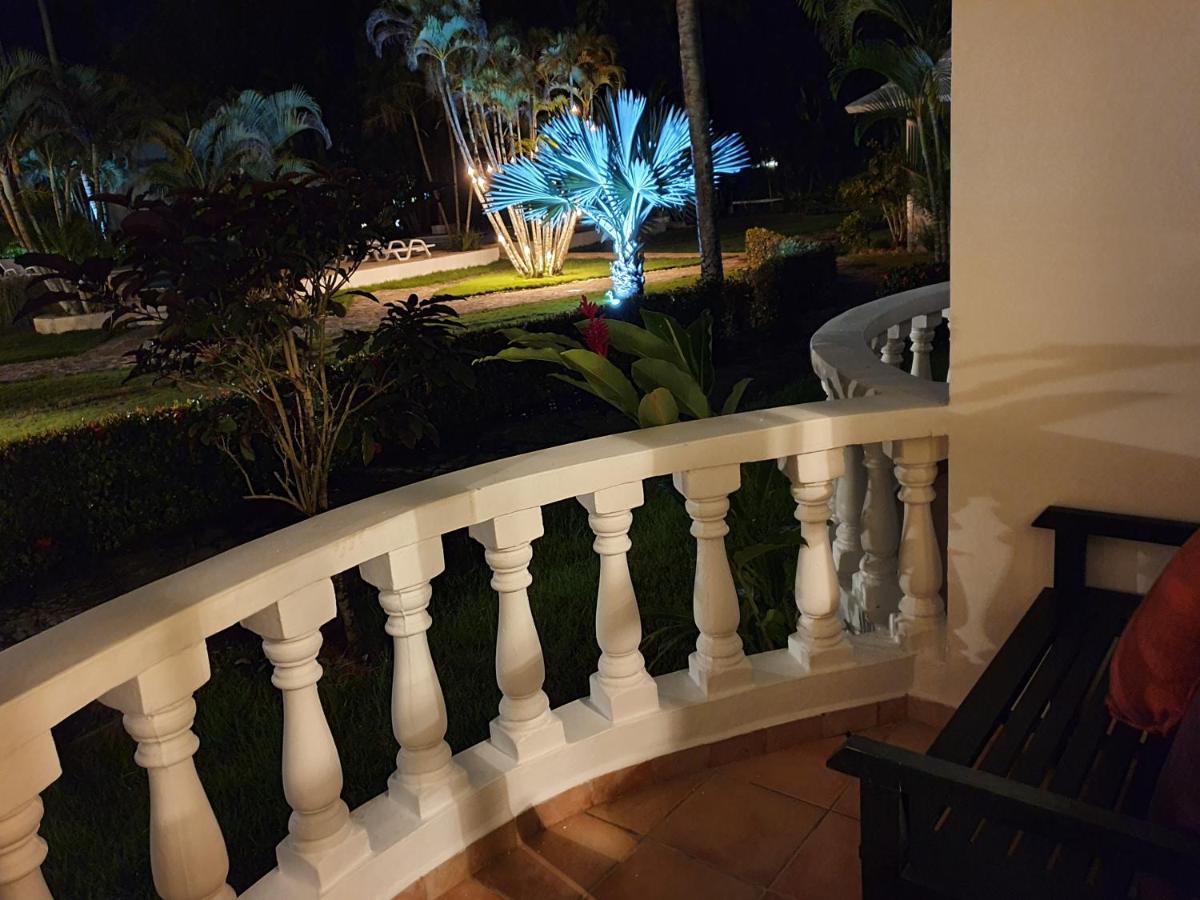 Hotel Bahia Punta Bonita Лас-Терренас Екстер'єр фото
